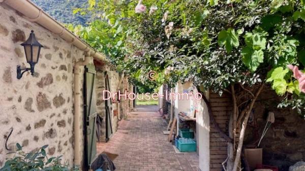 Bien immobilier à vendre 10 pièces de 200 m²