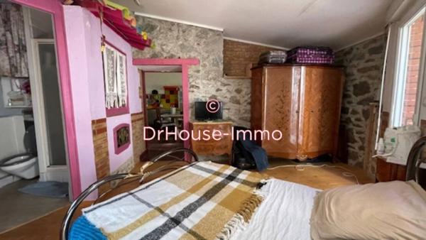 Bien immobilier à vendre 10 pièces de 200 m²