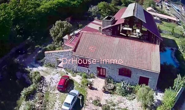 Bien immobilier à vendre 10 pièces de 200 m²