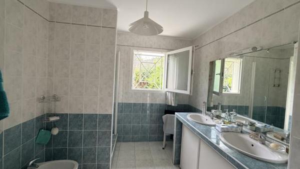 Maison à louer - 4 pièces - 115 m² Gujan-Mestras (33470)