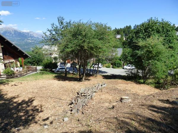 Terrain à Batir à vendre à Laye dans lesHautes-Alpes (05500), ref : 001/1566
