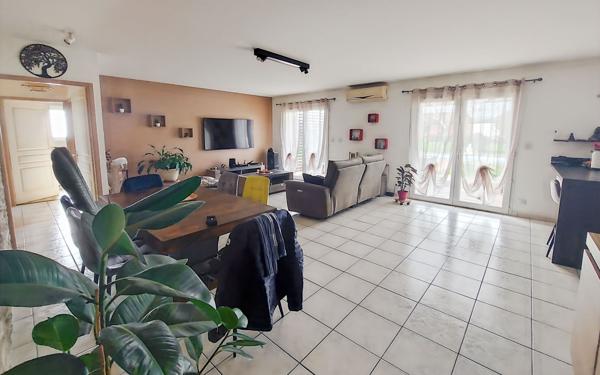 Maison à vendre    4 pièces •  Bessens