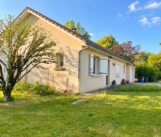 Maison
         5 pièces
        - 85 m² 175 600 € *