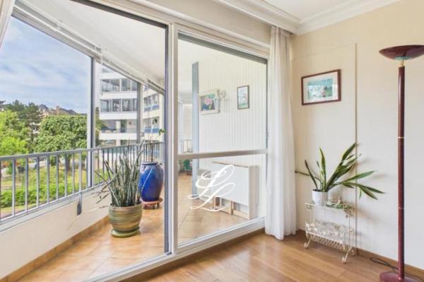 Vente - Appartement 5 pièces 104 m 2 RENNES (35000)