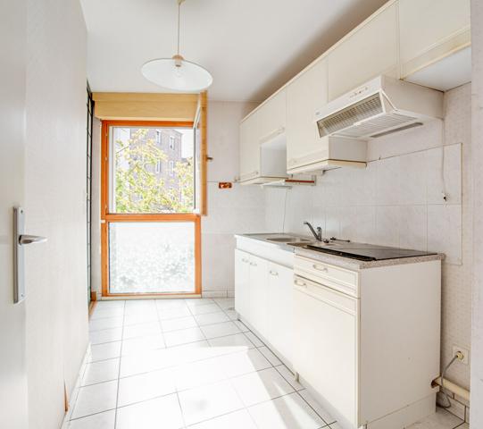 NANTES SAINT-CLEMENT / PREFECTURE TYPE 3 AVEC BALCON DANS RESIDENCE DE STANDING
