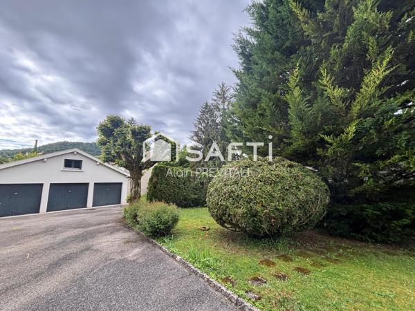 Terrain de 616 m² avec garage, proche centre ville