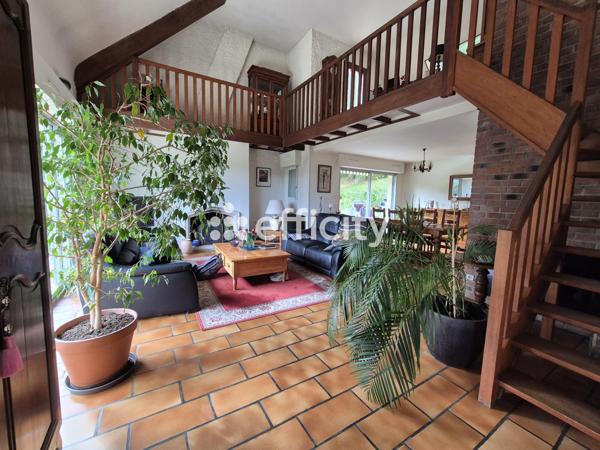 Maison 7 pièces - 147 m²