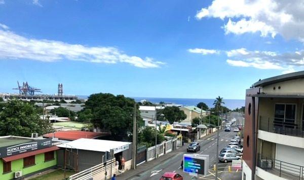 BEL APPARTEMENT F2 MEUBLÉ LA POSSESSION