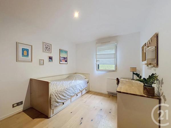 Appartement à vendre  3 pièces - 69 m 2   VANNES  - 56