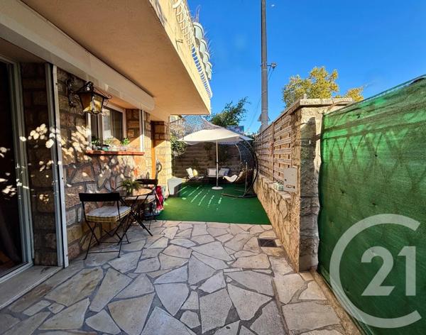 Maison à vendre  6 pièces - 110 m 2   MANDELIEU LA NAPOULE  - 06