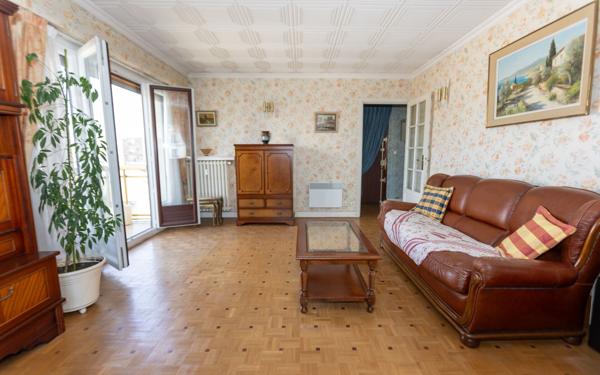 Appartement à vendre    4 pièces • 80 m2 Les Lilas