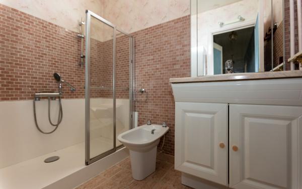 Appartement à vendre    4 pièces • 80 m2 Les Lilas