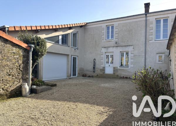 Maison à vendre 8 pièces 245 m² Basse-Goulaine