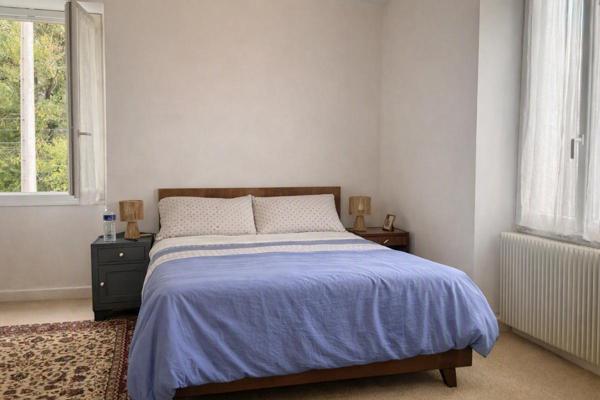 Maison en pierre du 19e siècle, 98m², 4 pièces, 2 chambres, garage, terrain 637?m²