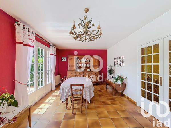 Maison à vendre 6 pièces 138 m² Forges-les-Eaux