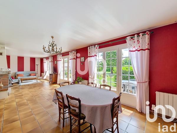 Maison à vendre 6 pièces 138 m² Forges-les-Eaux