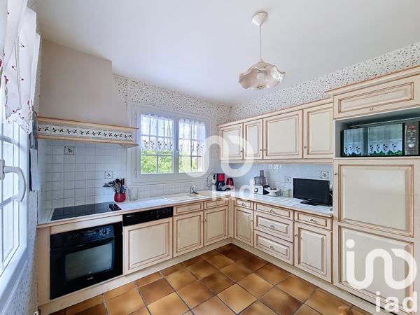 Maison à vendre 6 pièces 138 m² Forges-les-Eaux