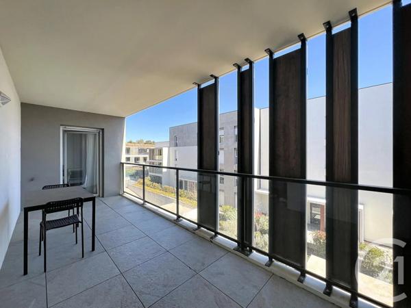 Appartement T2 à vendre  2 pièces - 35 m 2   ST RAPHAEL  - 83