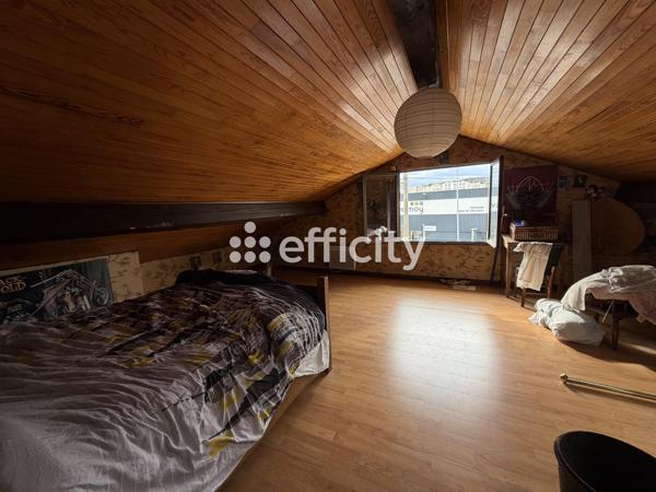 Maison 10 pièces - 200 m²