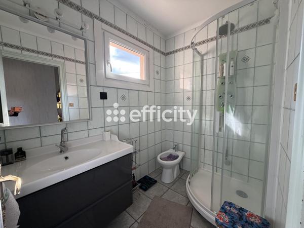 Maison 10 pièces - 200 m²