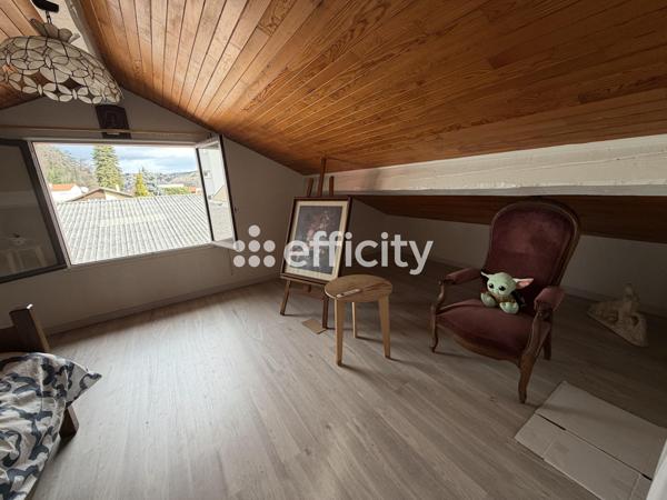 Maison 10 pièces - 200 m²