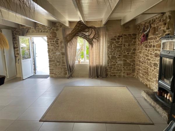 Maison de caractère rénovée avec deux chambres