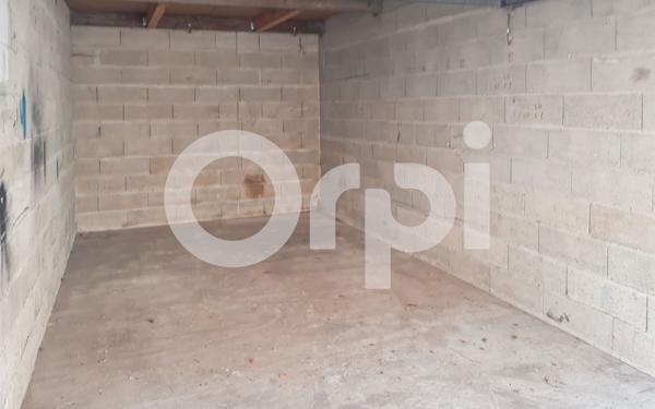 Stationnement à louer    Saint-Soupplets