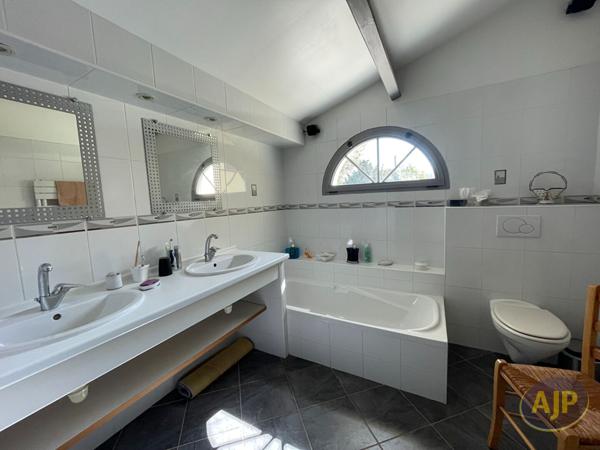 Vente maison Challans : 554 900 € - AJP Immobilier Challans