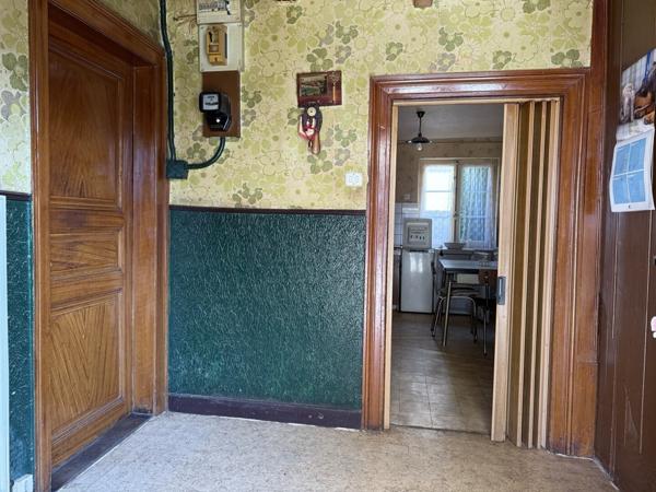 Ensemble immobilier avec grange et terrain constructible à Duttlenheim