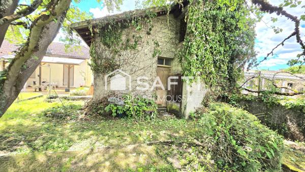 MAISON DE VILLE AVEC TERRAIN, TERRASSE, DOUBLE GARAGE ET ATELIER – CENTRE DE BELLEY