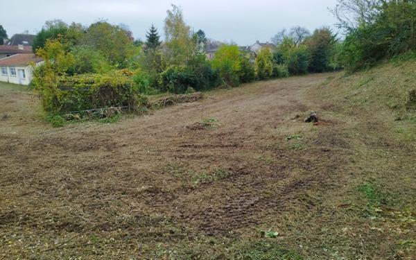 Terrain à vendre    Châlons-en-Champagne