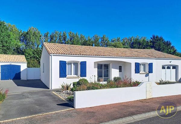 Maison à vendre Challans - 5 pièces, 127m² avec 4 chambre(s) à 346 500€ - AJP Immobilier Challans