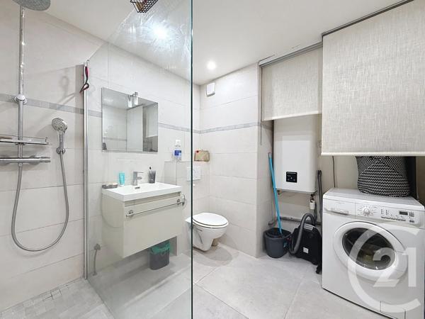 Appartement F3 à vendre  3 pièces - 57,66 m 2   ANTIBES  - 06