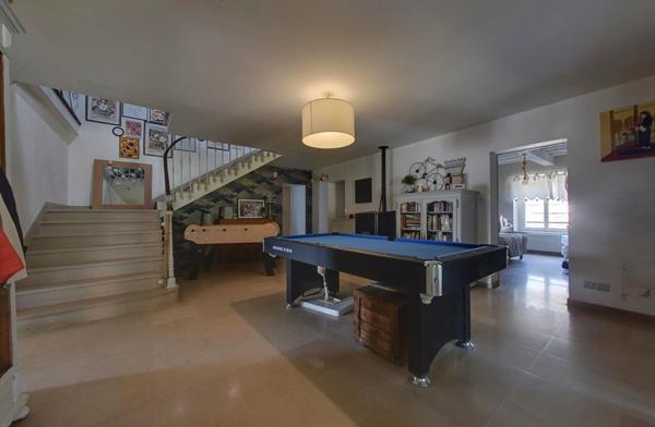 Spacieuse Maison Familiale de 260 m² à Nègrepelisse,