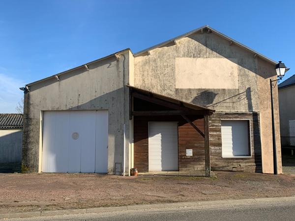 Entrepôt / local industriel à Boismé 10 minutes de Bressuire