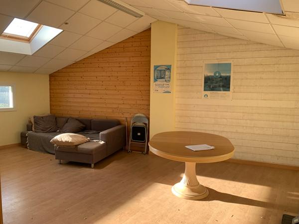 Entrepôt / local industriel à Boismé 10 minutes de Bressuire