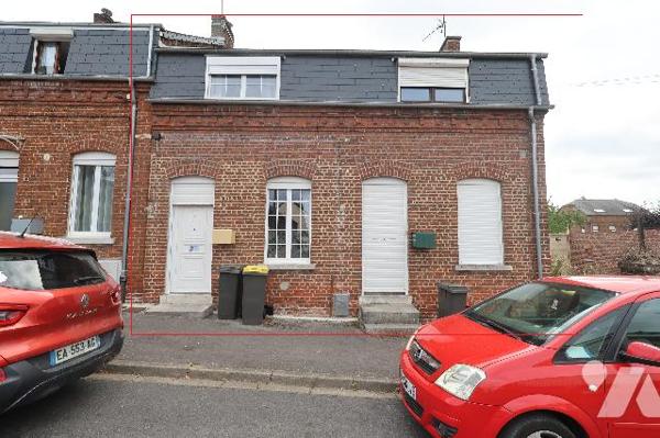 Exclusivité.
Ensemble immobilier comprenant 2 maisons, actuellement louées 450 €/mois chacune.