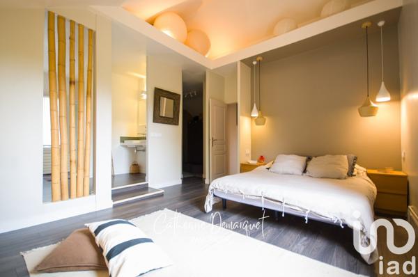 Maison d’architecte 10 pièces de 265 m² à Viry-Châtillon (91170)