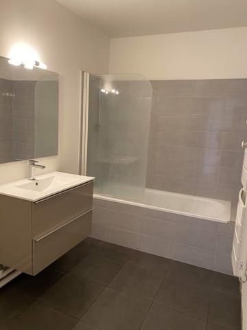 Brétigny-sur-Orge (91220) F2 AVEC BALCON ET PARKING EN PLEIN COEUR DU CENTRE VILLE