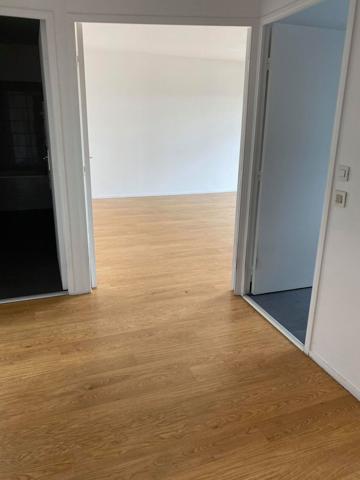 Brétigny-sur-Orge (91220) F2 AVEC BALCON ET PARKING EN PLEIN COEUR DU CENTRE VILLE