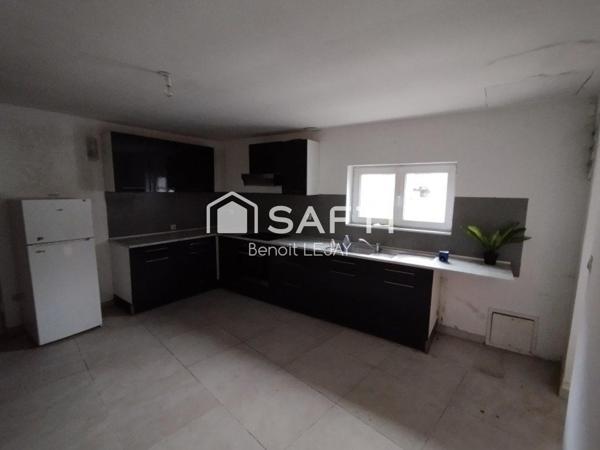 maison semi individuel à restaurer avec garage