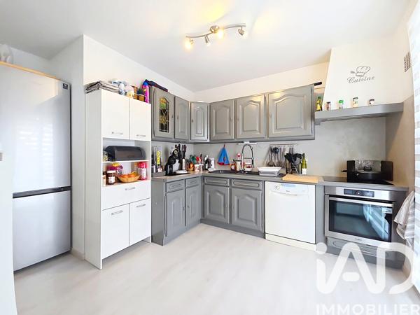 Maison à vendre 4 pièces 92 m² Aÿ-Champagne