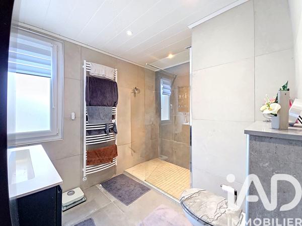 Maison à vendre 4 pièces 92 m² Aÿ-Champagne