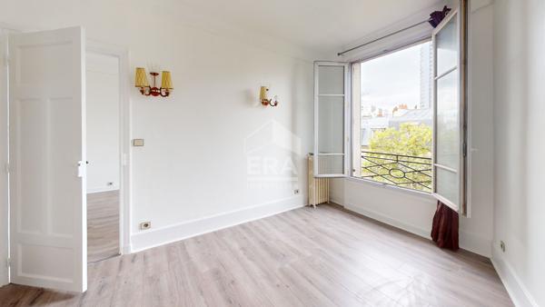 Appartement Paris 2 pièces  46.02 m2
