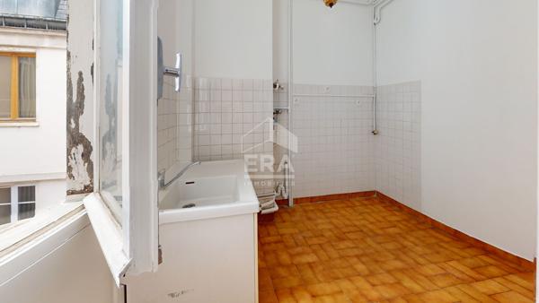 Appartement Paris 2 pièces  46.02 m2