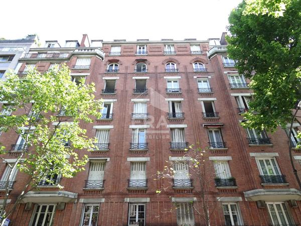 Appartement Paris 2 pièces  46.02 m2