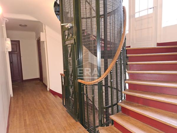 Appartement Paris 2 pièces  46.02 m2