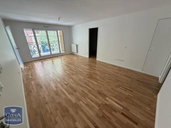 Appartement à louer 4 pièces 80.05m² Puteaux (92800)