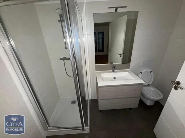 Appartement à louer 4 pièces 80.05m² Puteaux (92800)