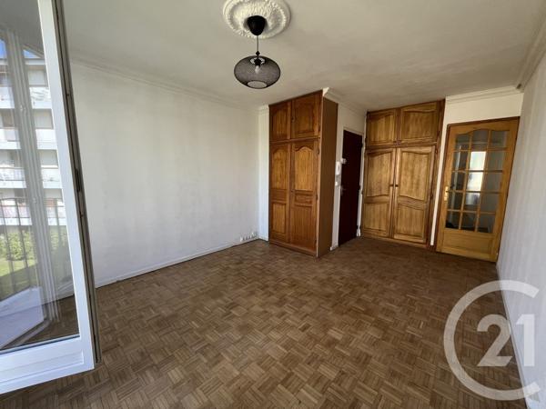Appartement F1 à vendre  1 pièce - 27,28 m2 ST MAUR DES FOSSES - 94